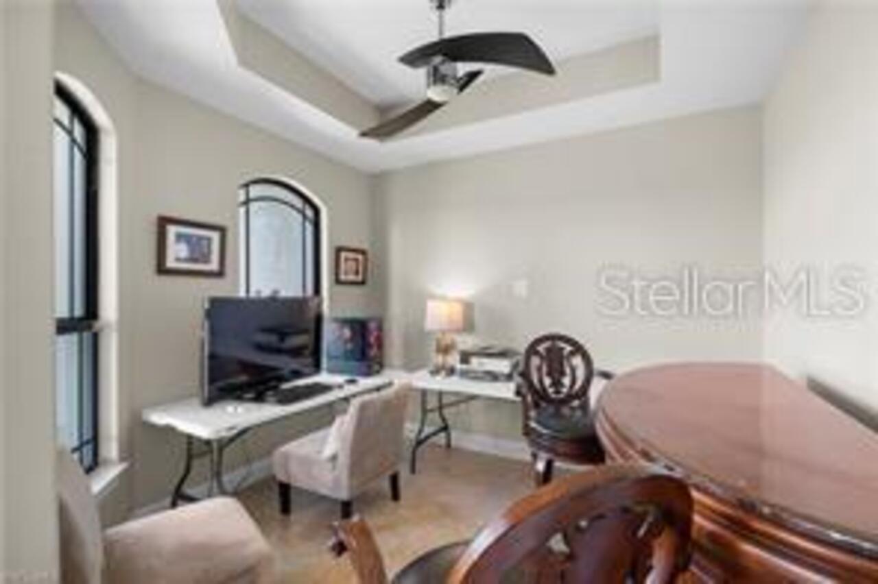 Listing Photo 8