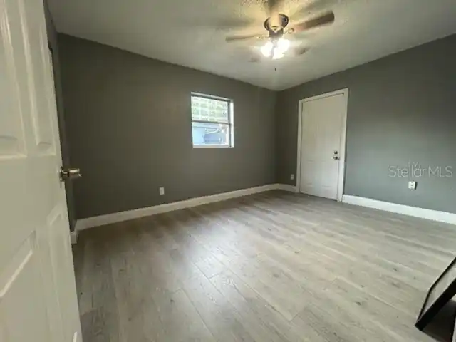 Listing Photo 16