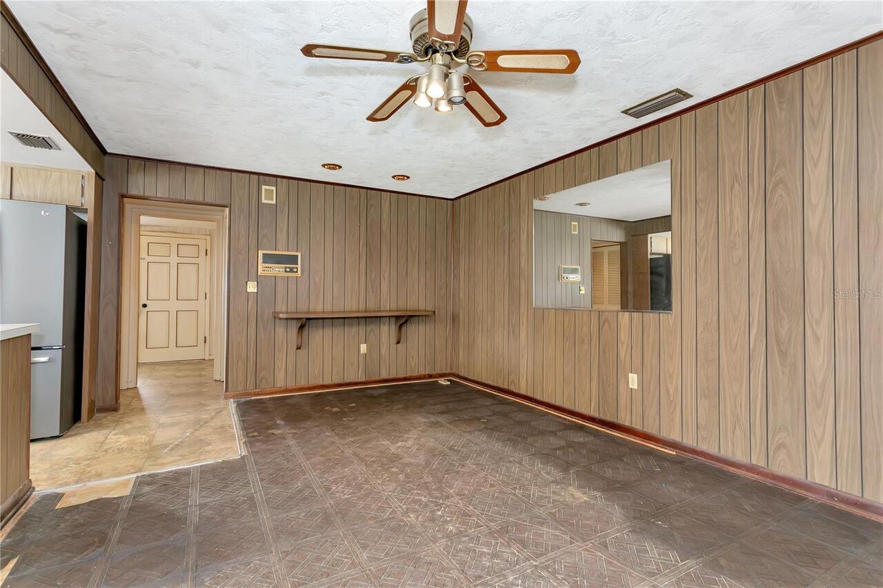 Listing Photo 14