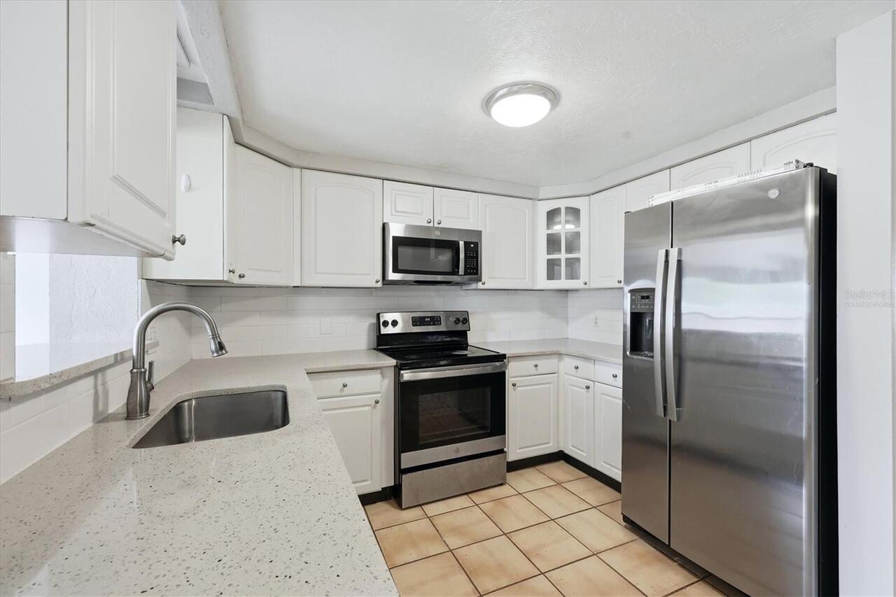 Listing Photo 16