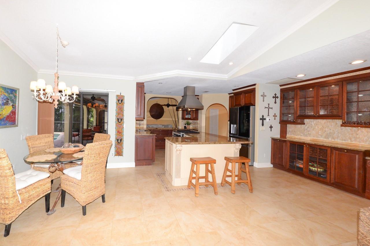 Listing Photo 17