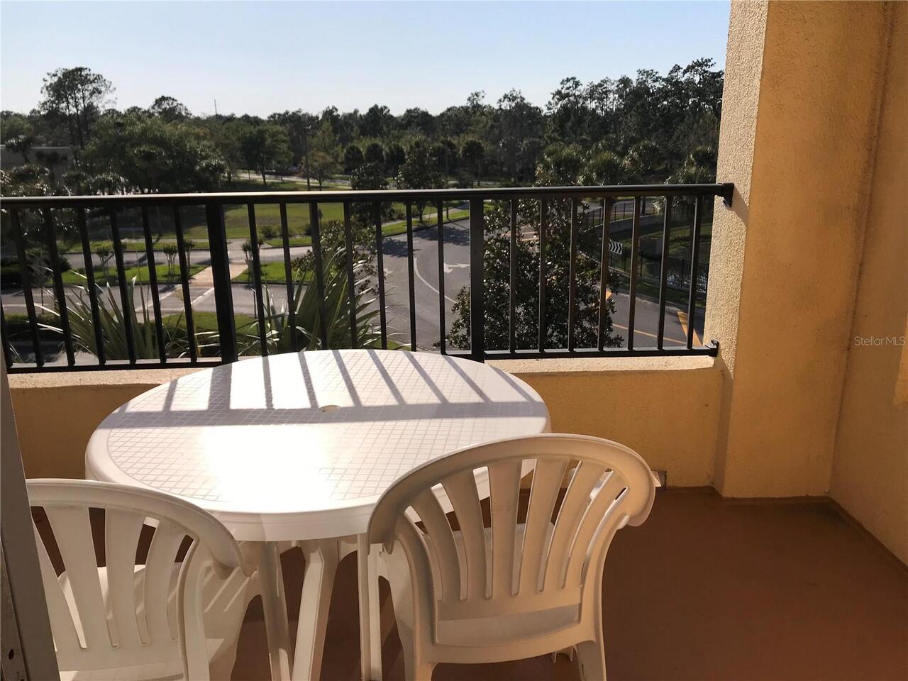 Listing Photo 12