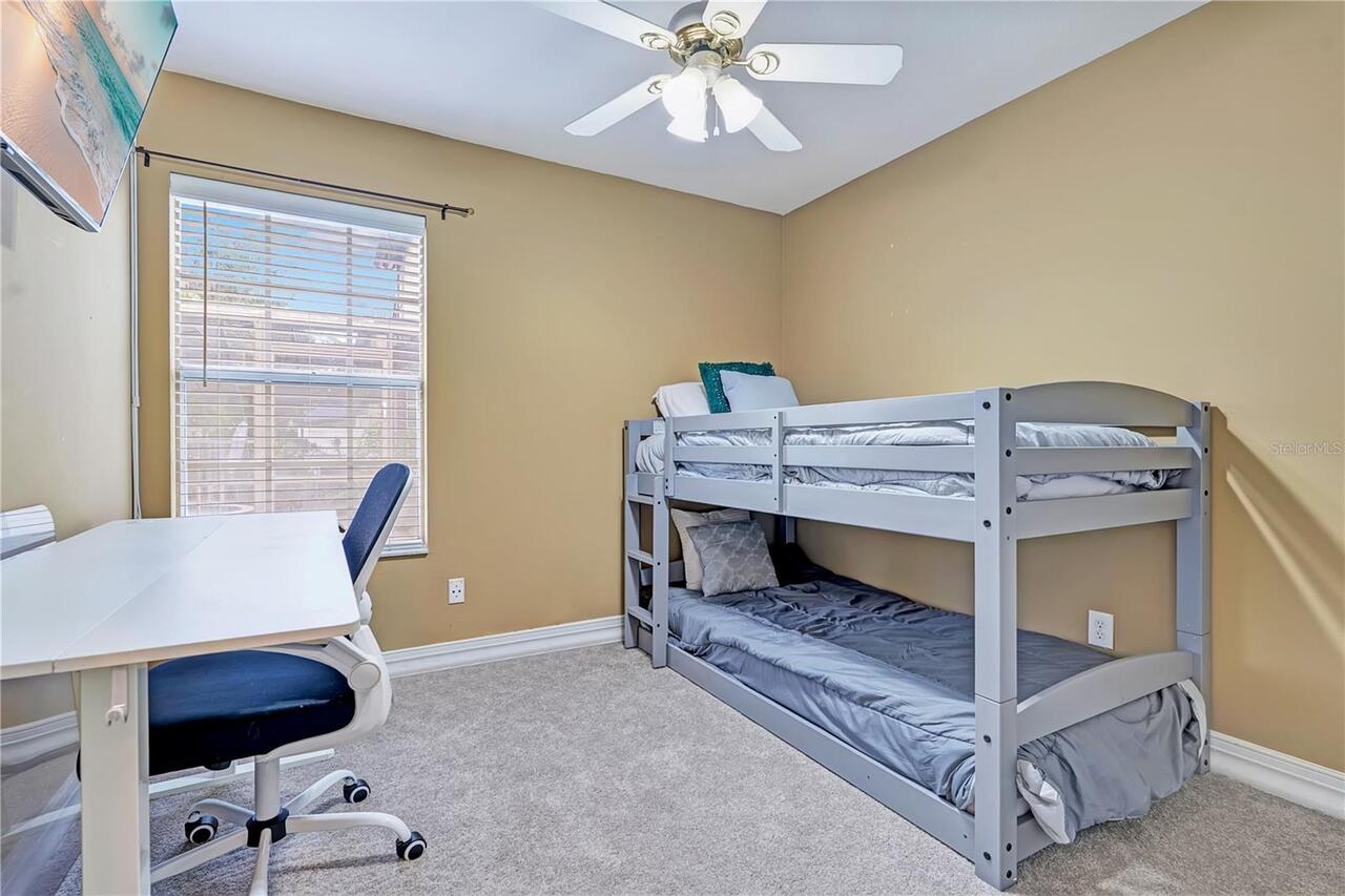 Listing Photo 14