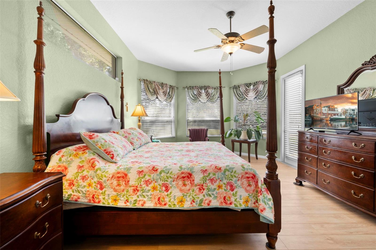 Listing Photo 47
