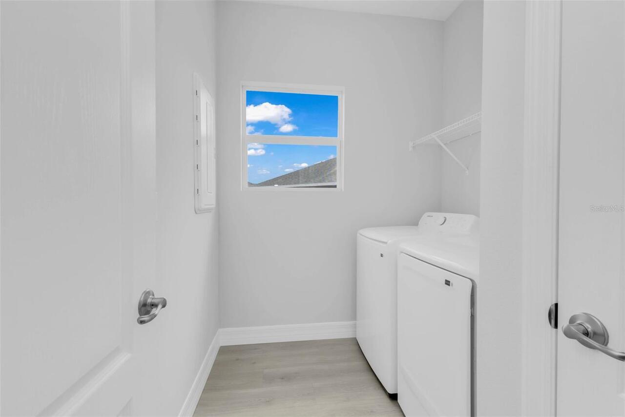Listing Photo 9