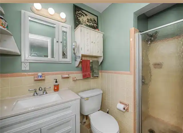 Listing Photo 43