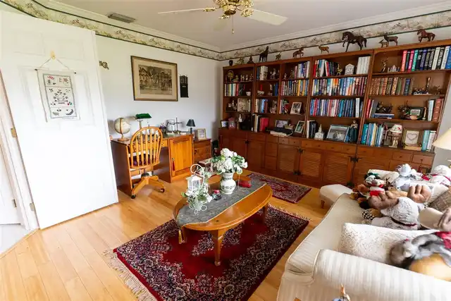 Listing Photo 22