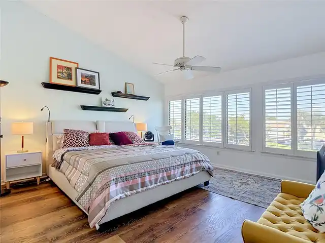 Listing Photo 38