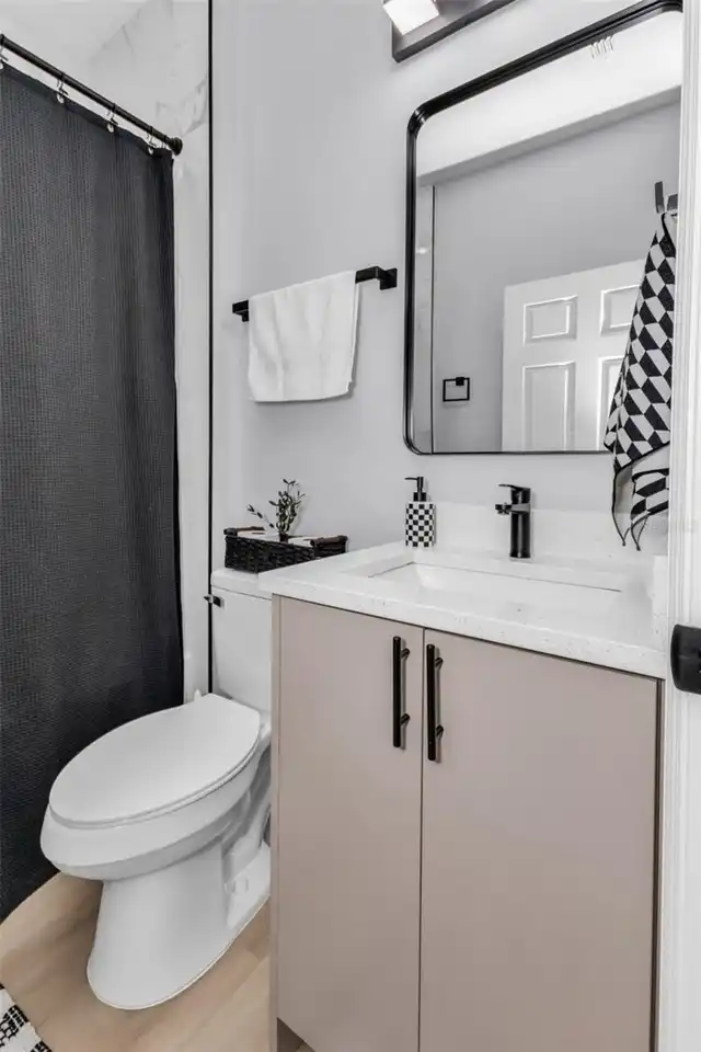 Listing Photo 28