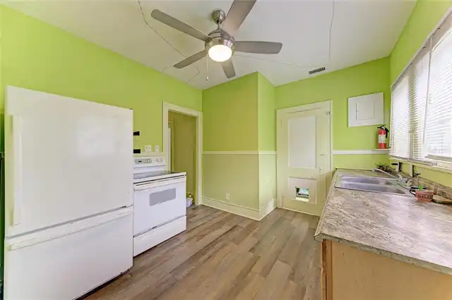 Listing Photo 19