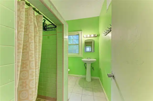 Listing Photo 32