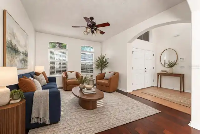 Listing Photo 11