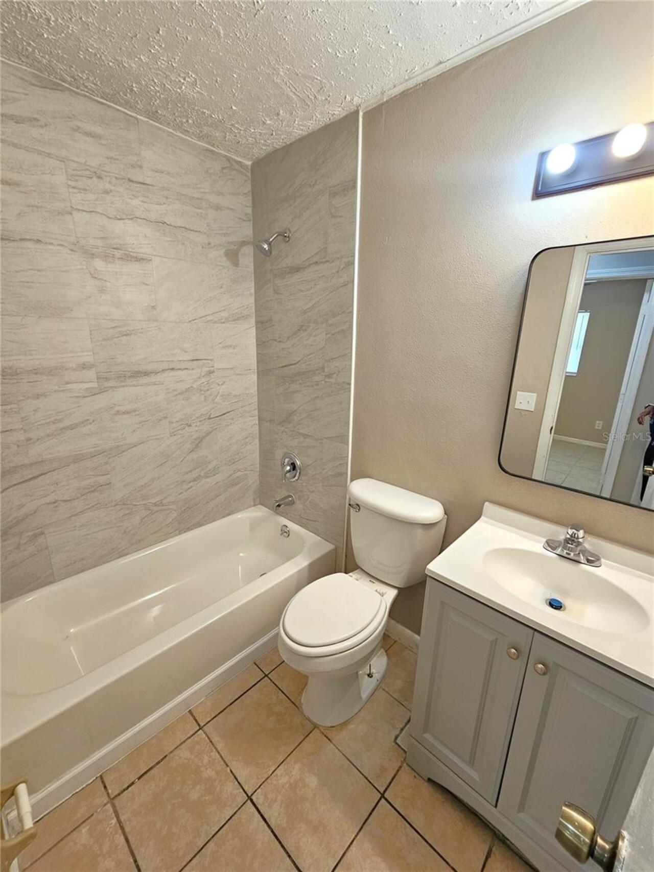 Listing Photo 9