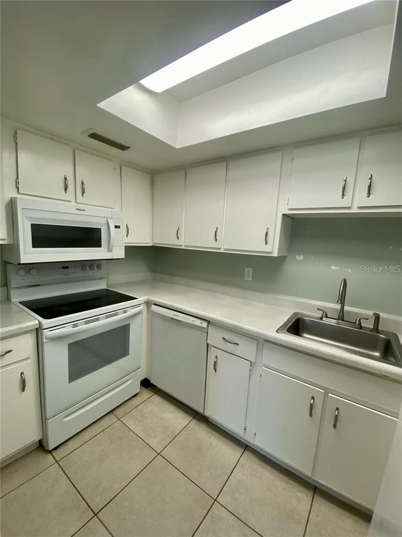 Listing Photo 7
