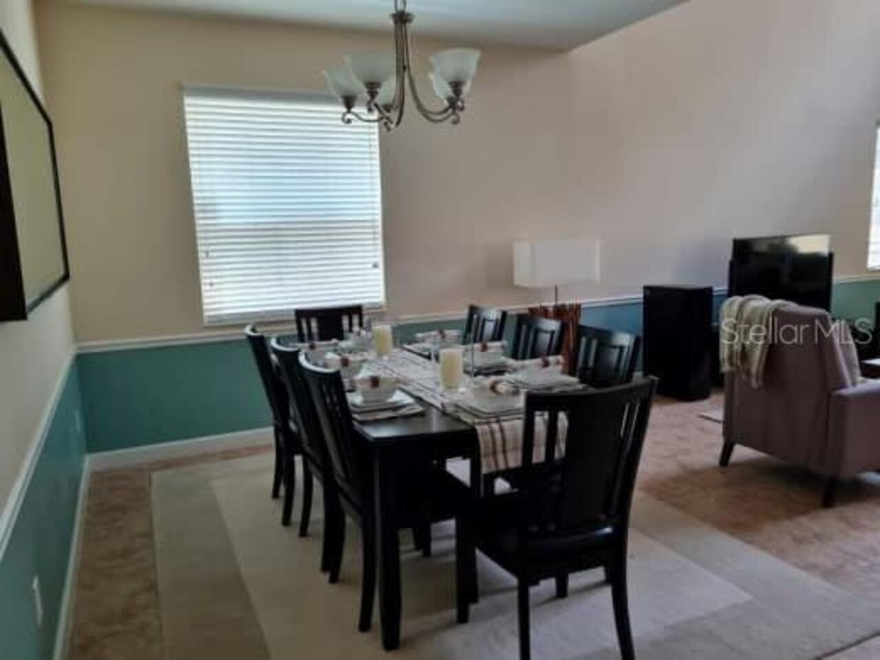 Listing Photo 12