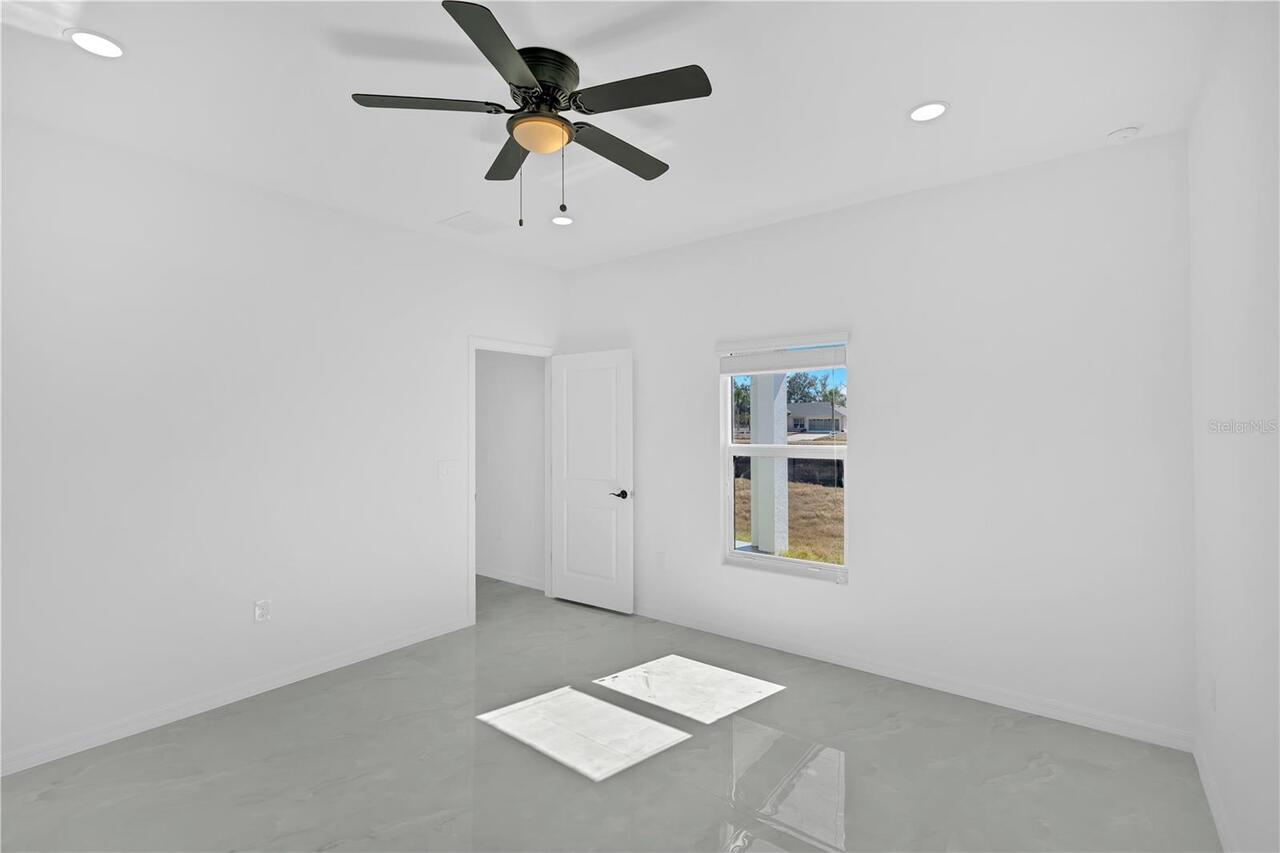 Listing Photo 33