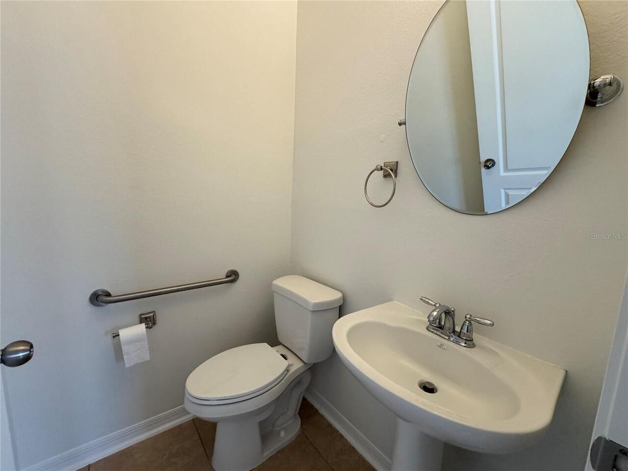 Listing Photo 12