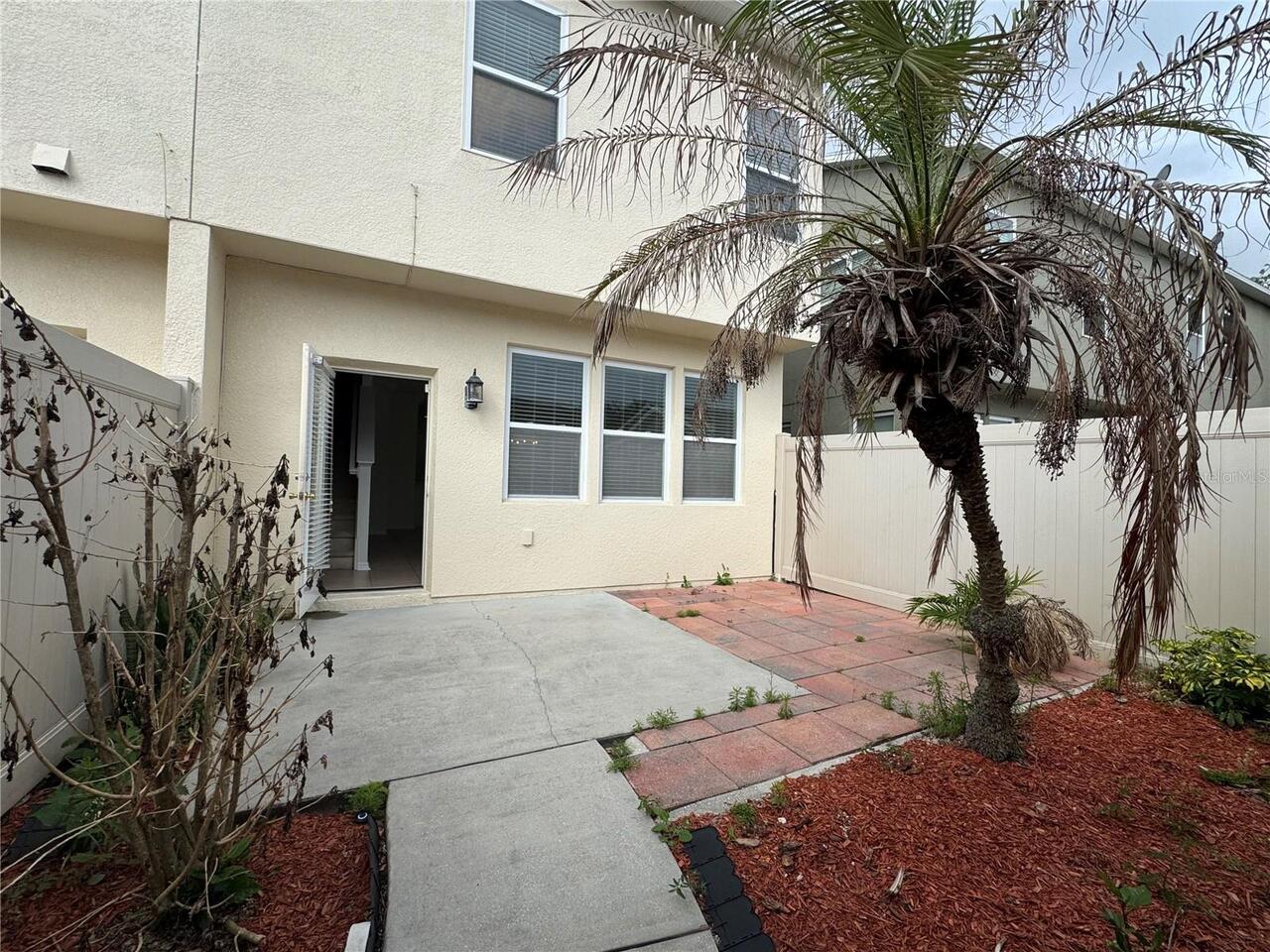 Listing Photo 14