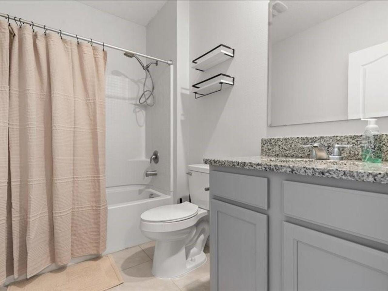 Listing Photo 9