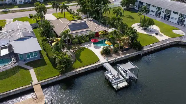 St Petersburg Real Estate