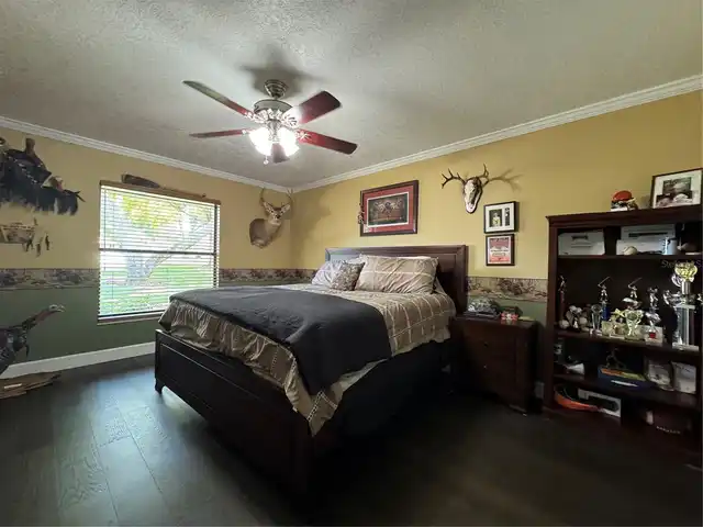 Listing Photo 6