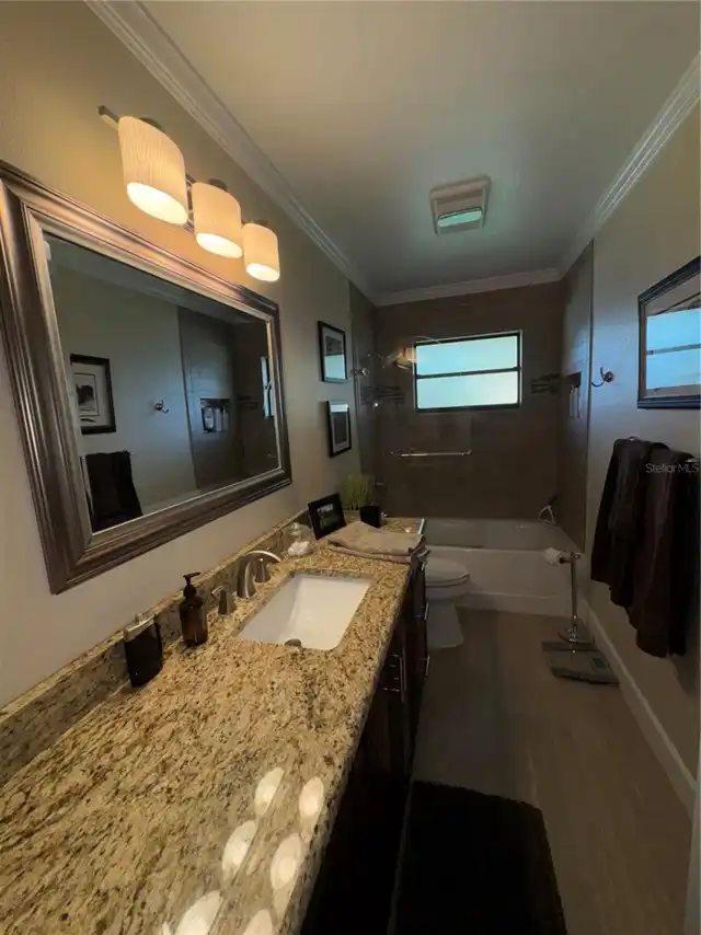Listing Photo 7