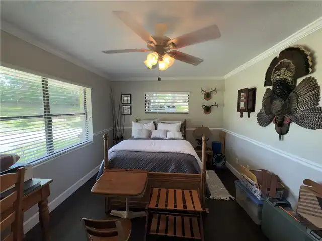 Listing Photo 9