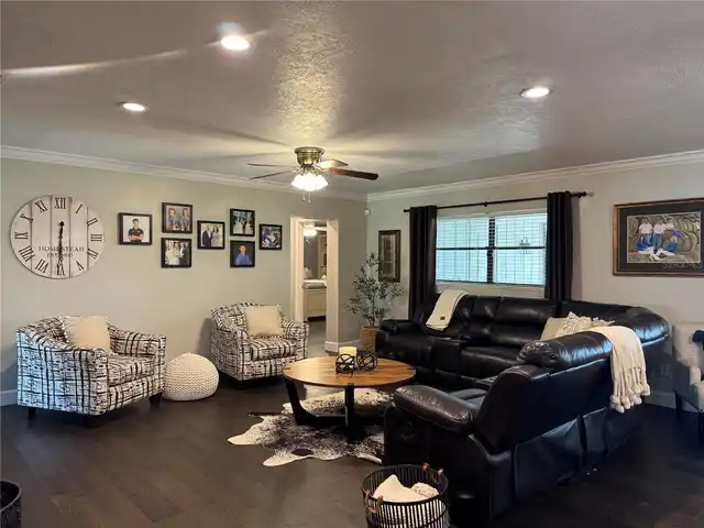 Listing Photo 18
