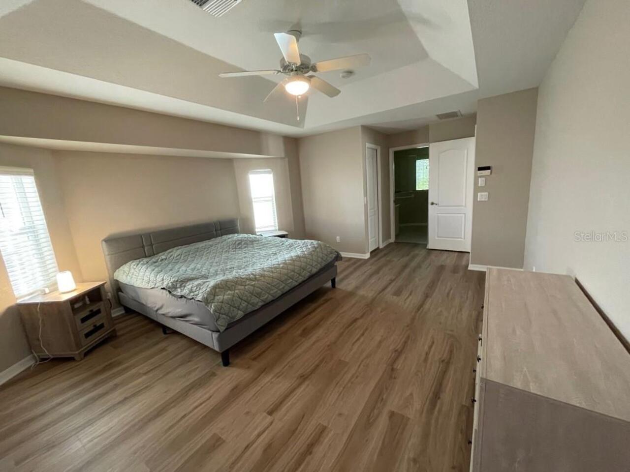 Listing Photo 9