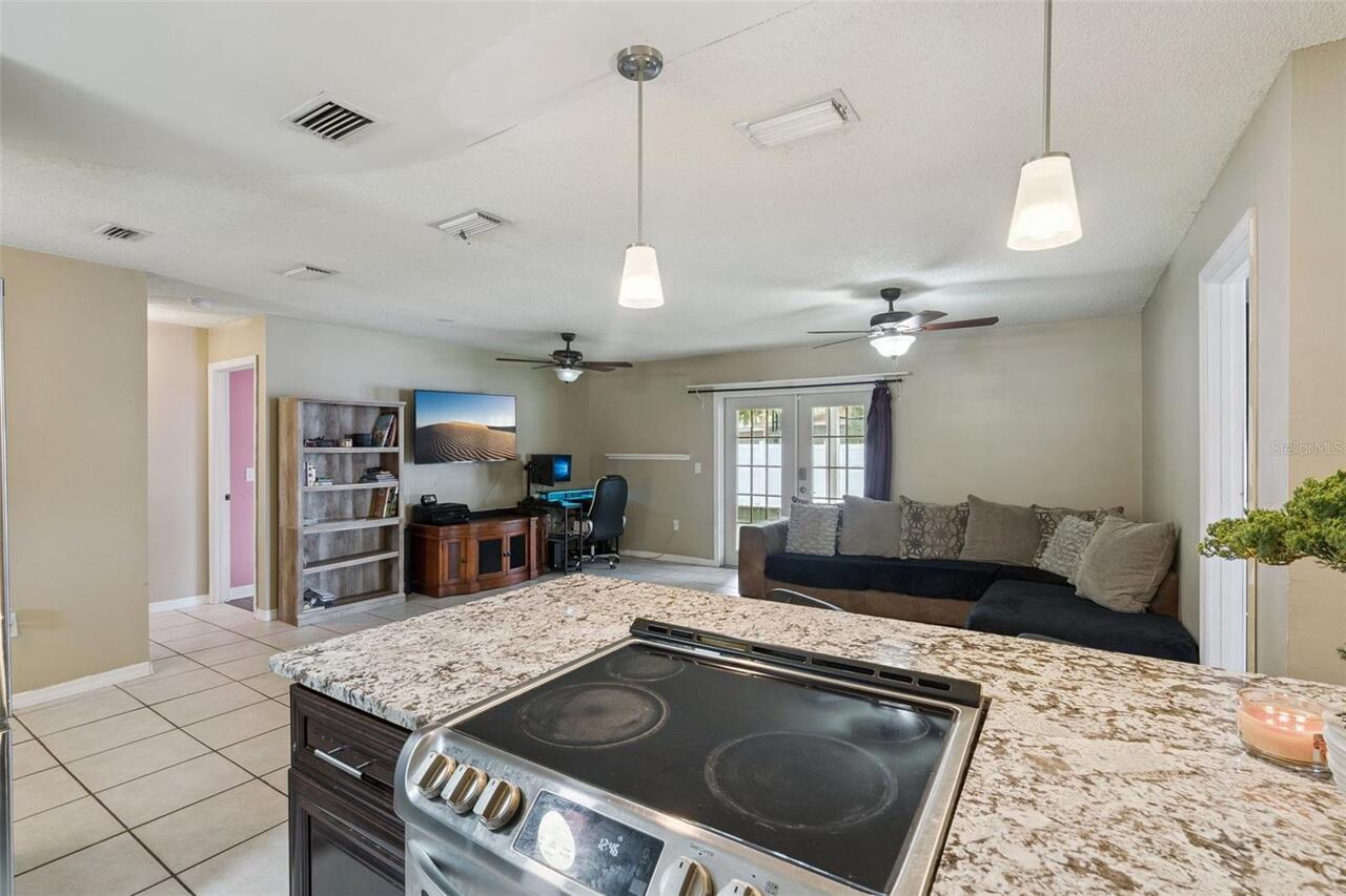 Listing Photo 7