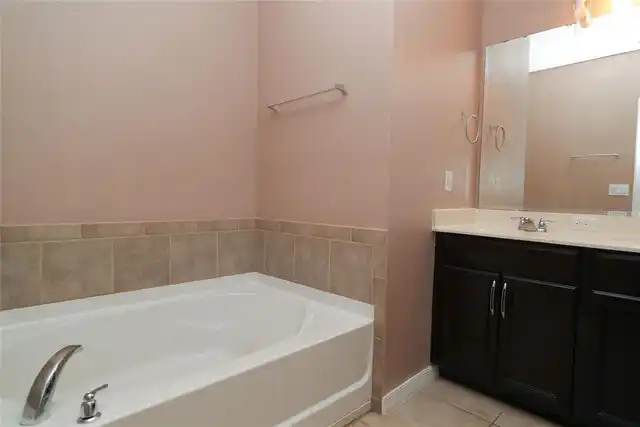 Listing Photo 28