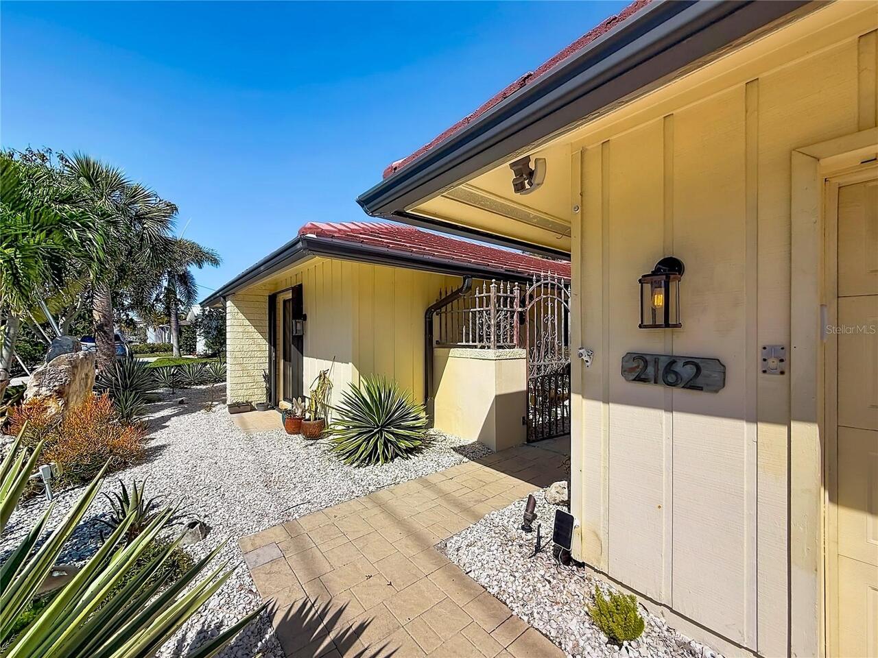 Listing Photo 8