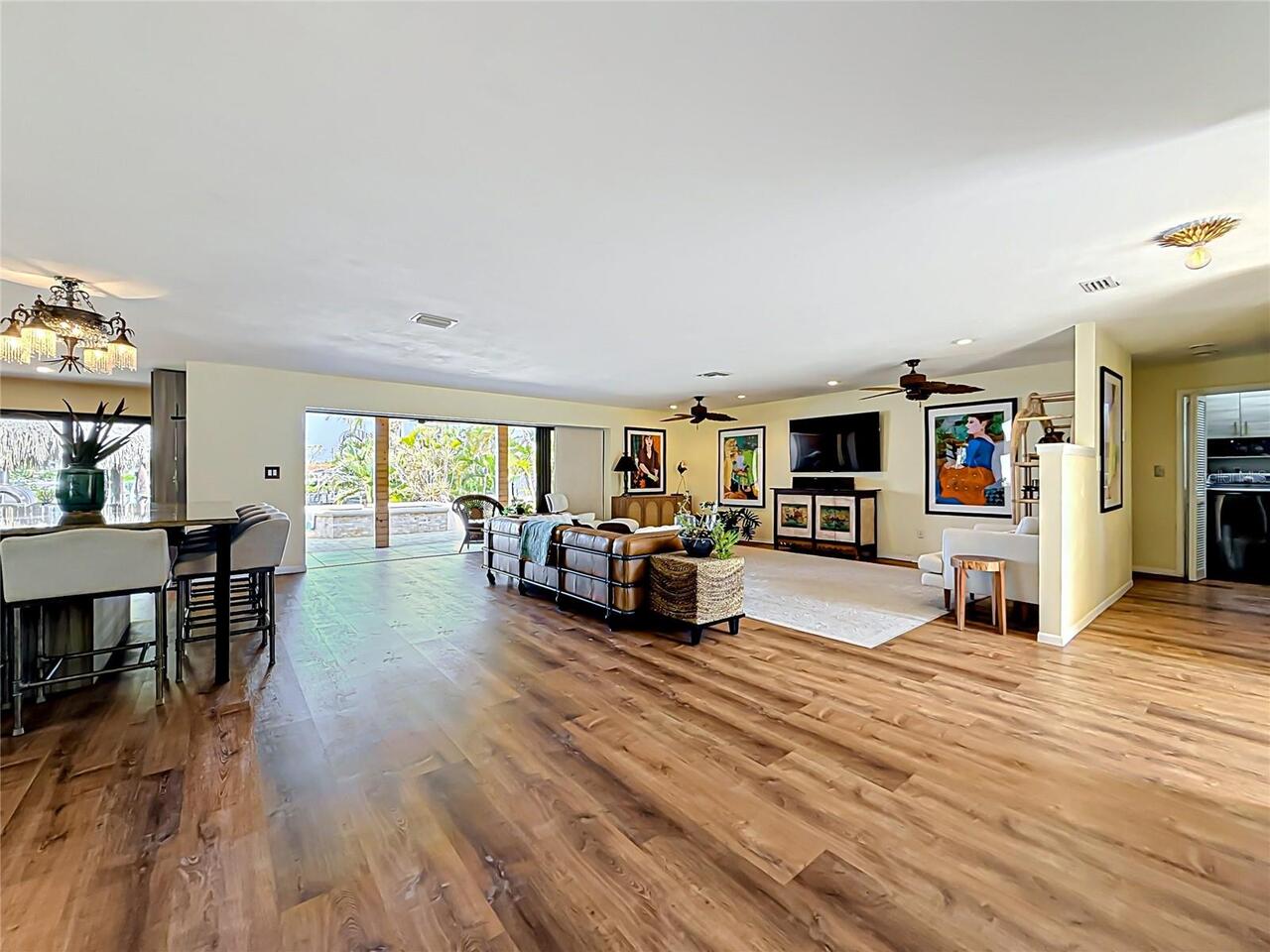 Listing Photo 13