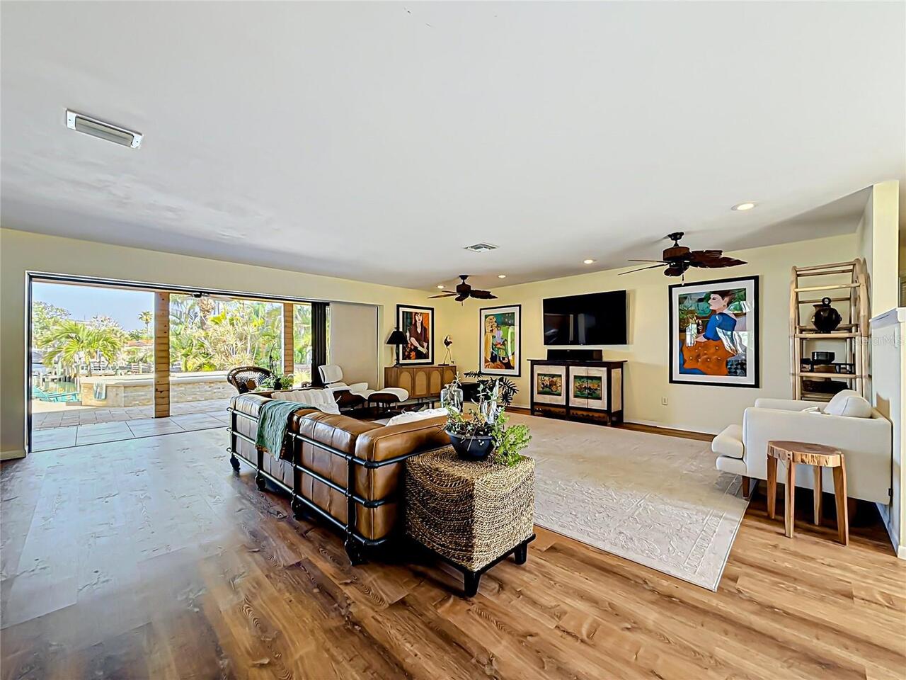 Listing Photo 28