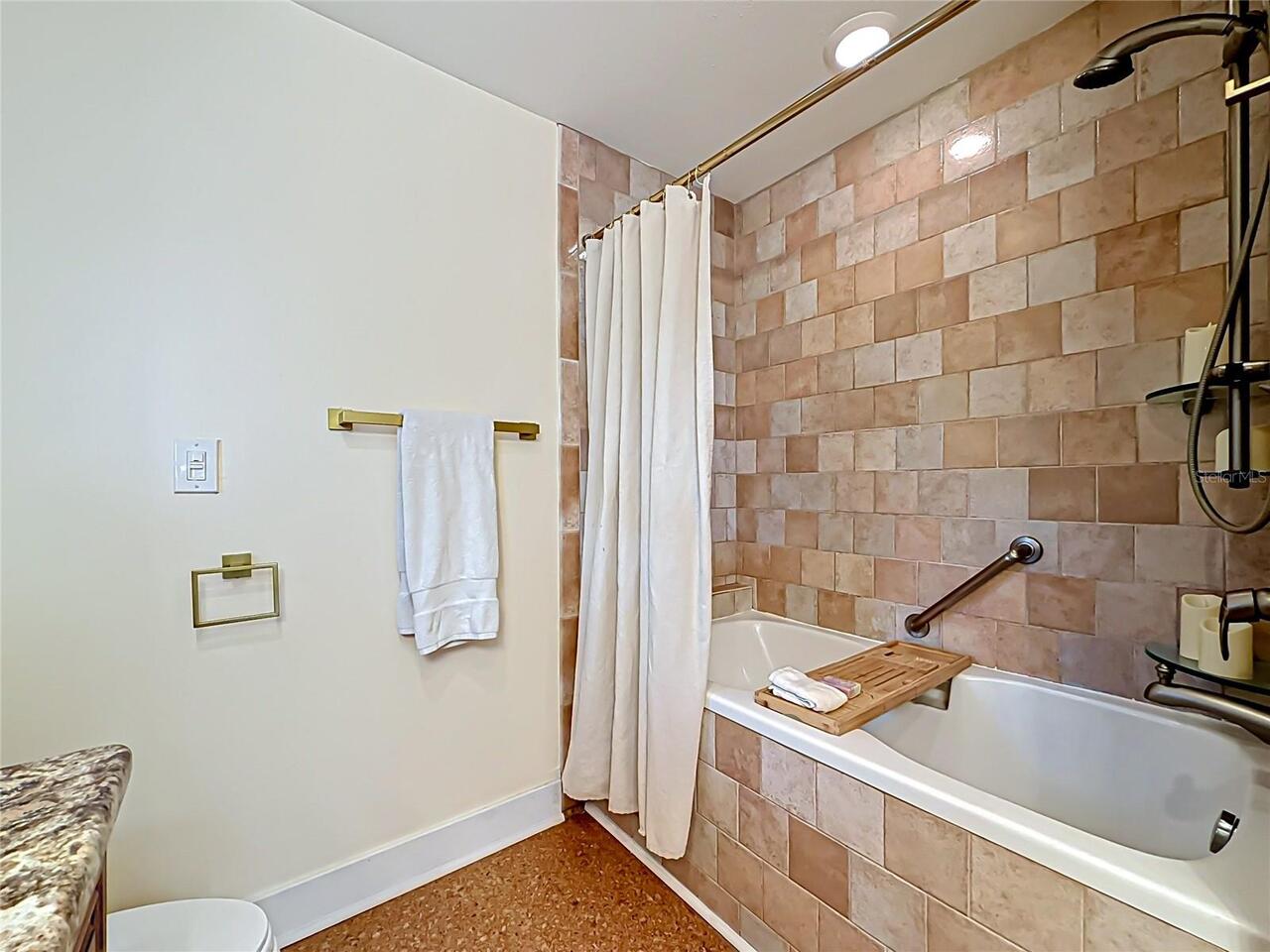 Listing Photo 35