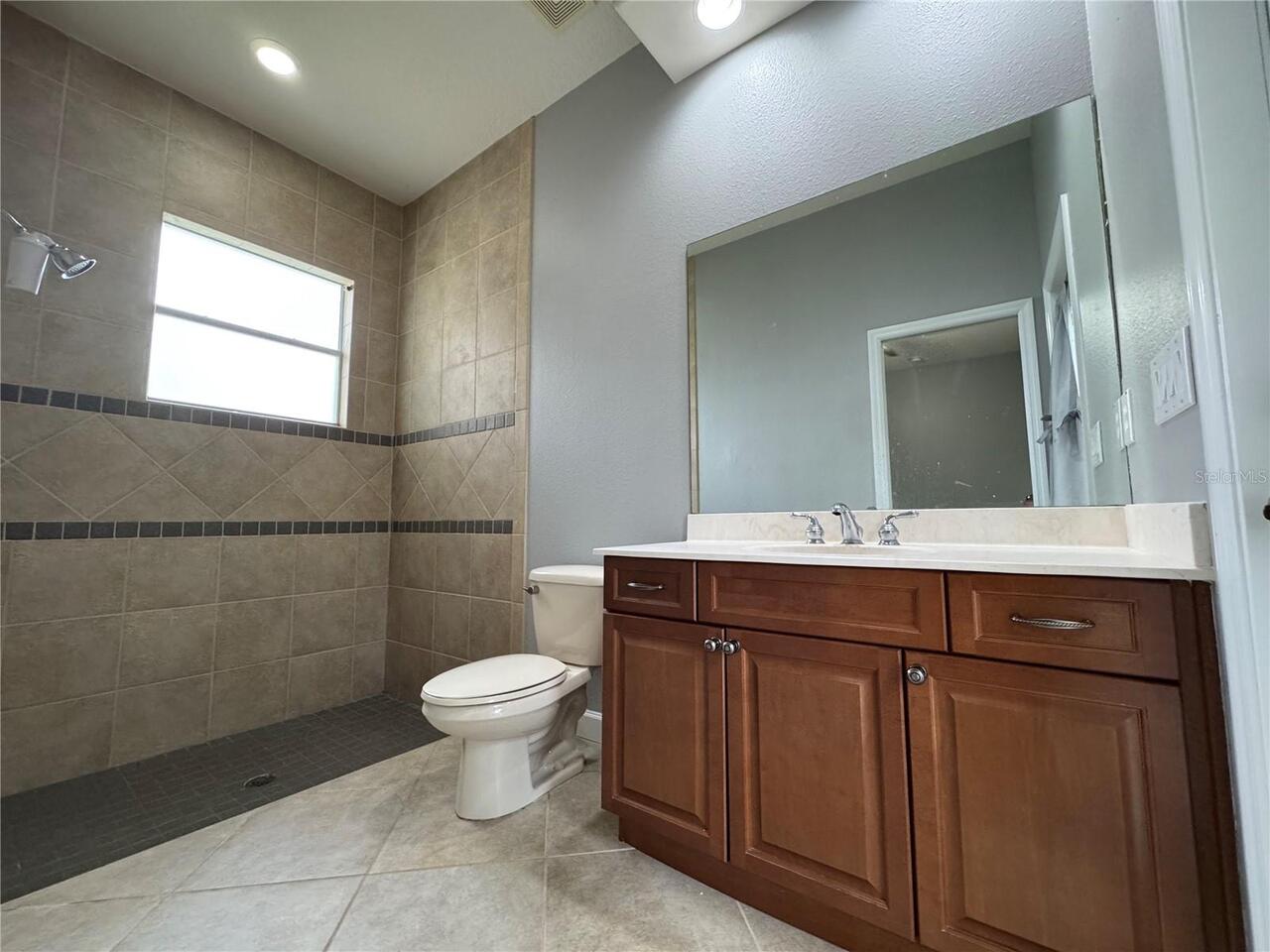Listing Photo 24