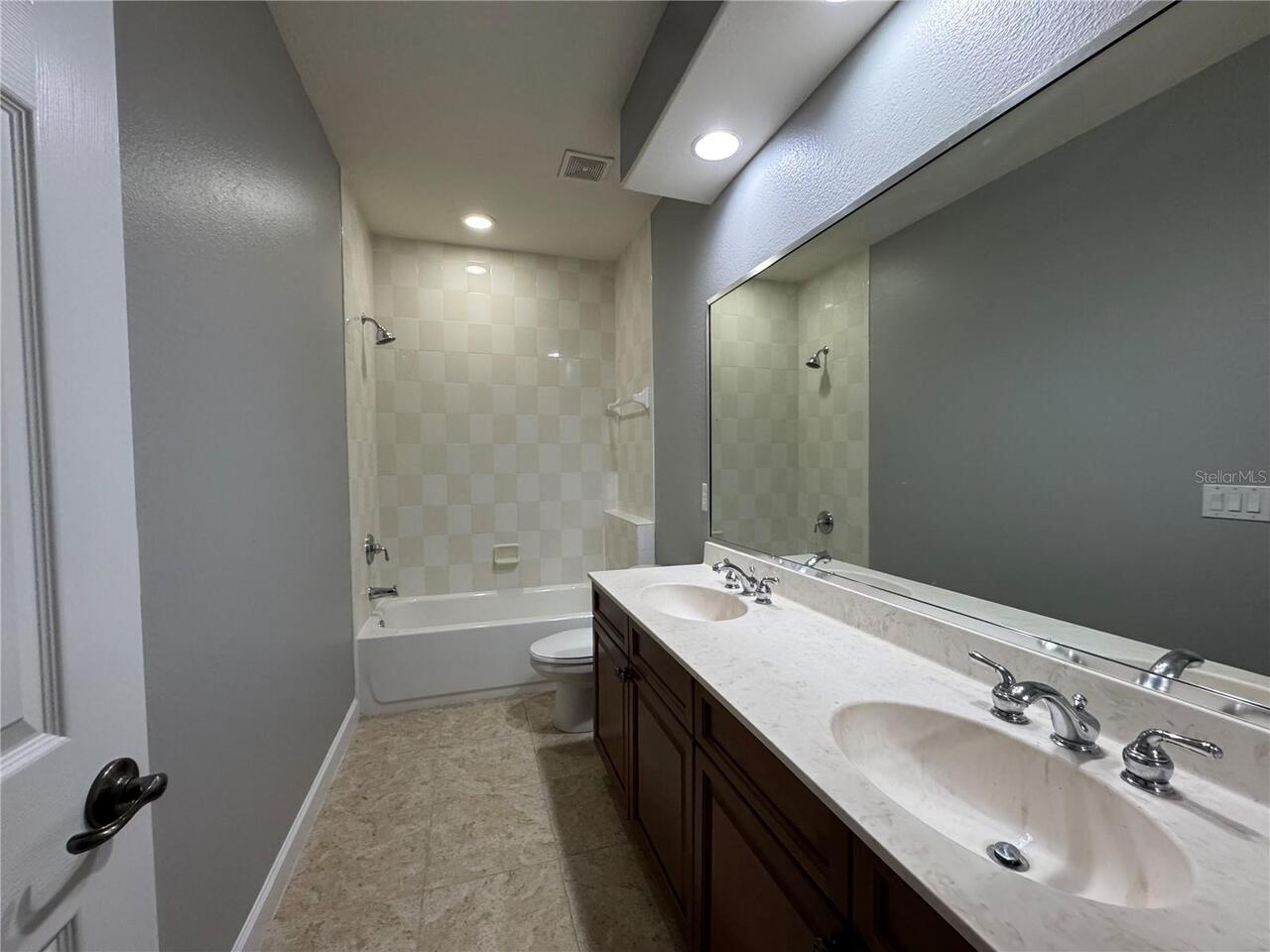 Listing Photo 37
