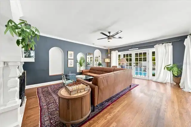 Listing Photo 9