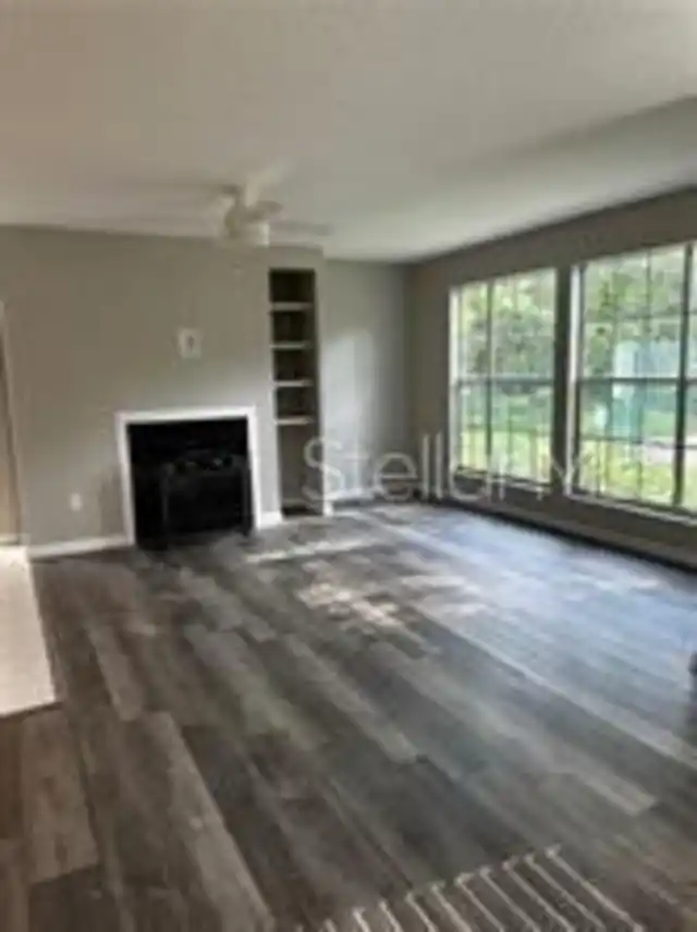 Listing Photo 7