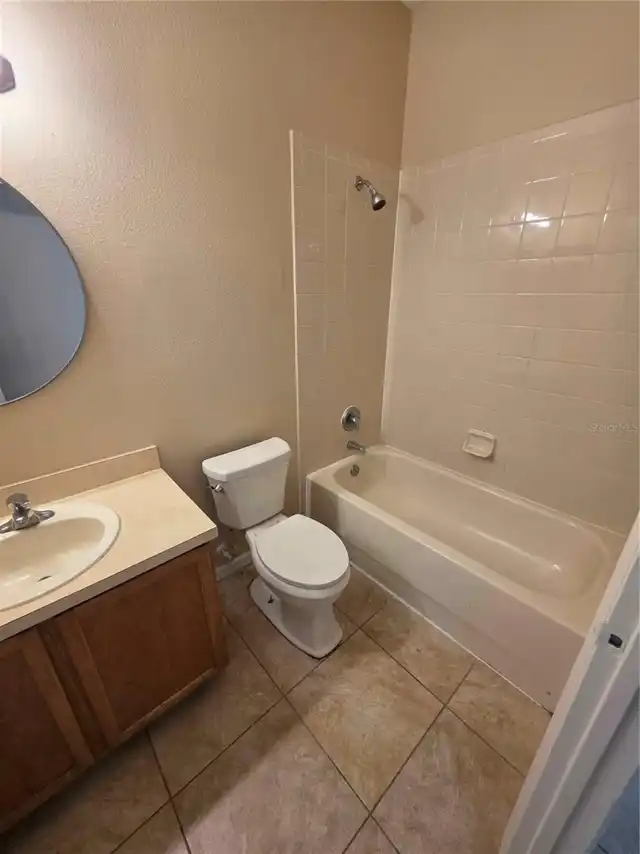 Listing Photo 8
