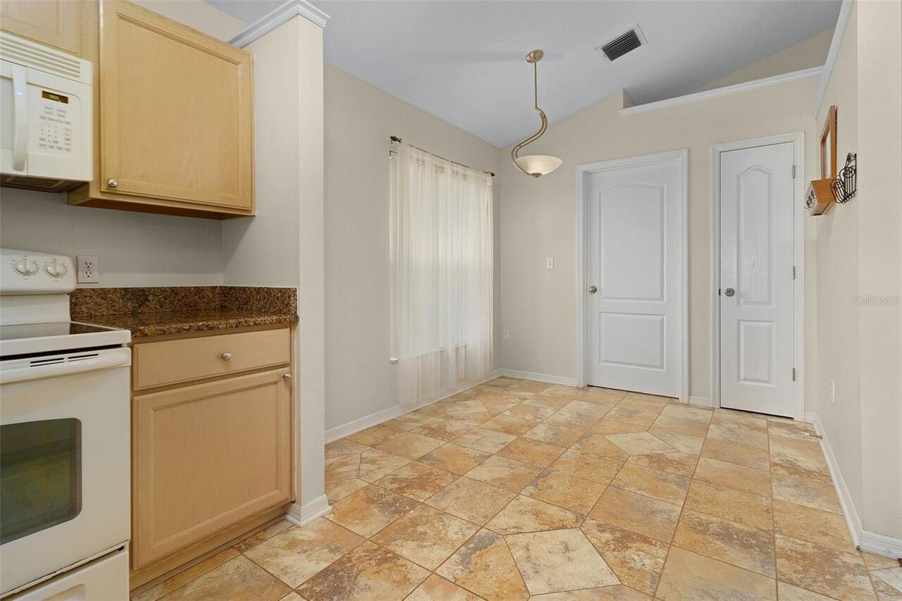 Listing Photo 17