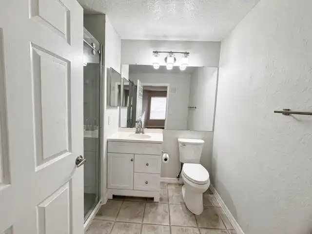 Listing Photo 7