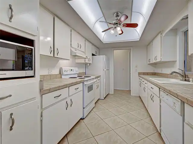 Listing Photo 20
