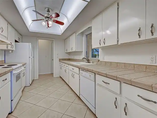 Listing Photo 21