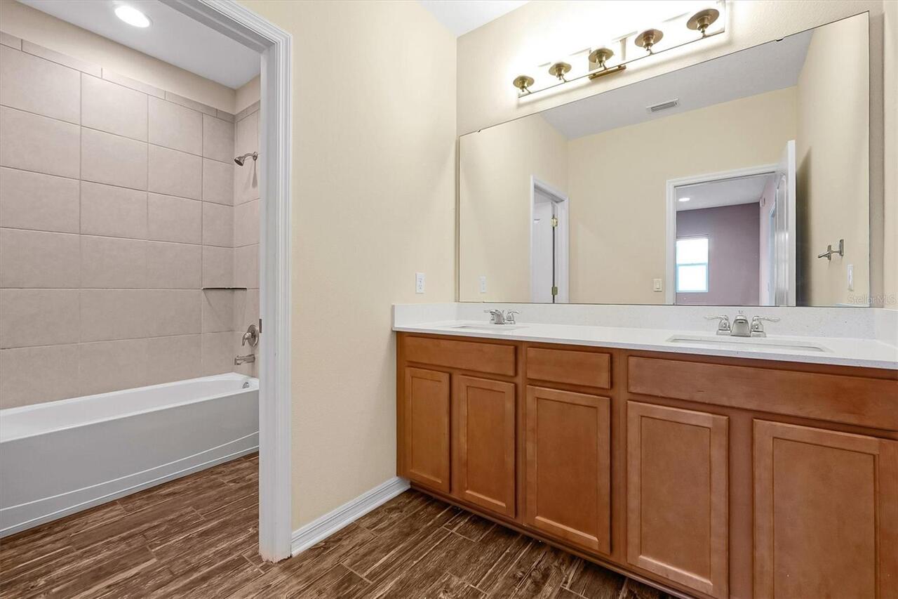 Listing Photo 33