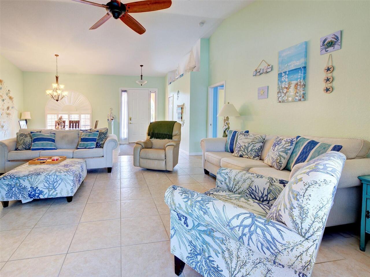 Listing Photo 12