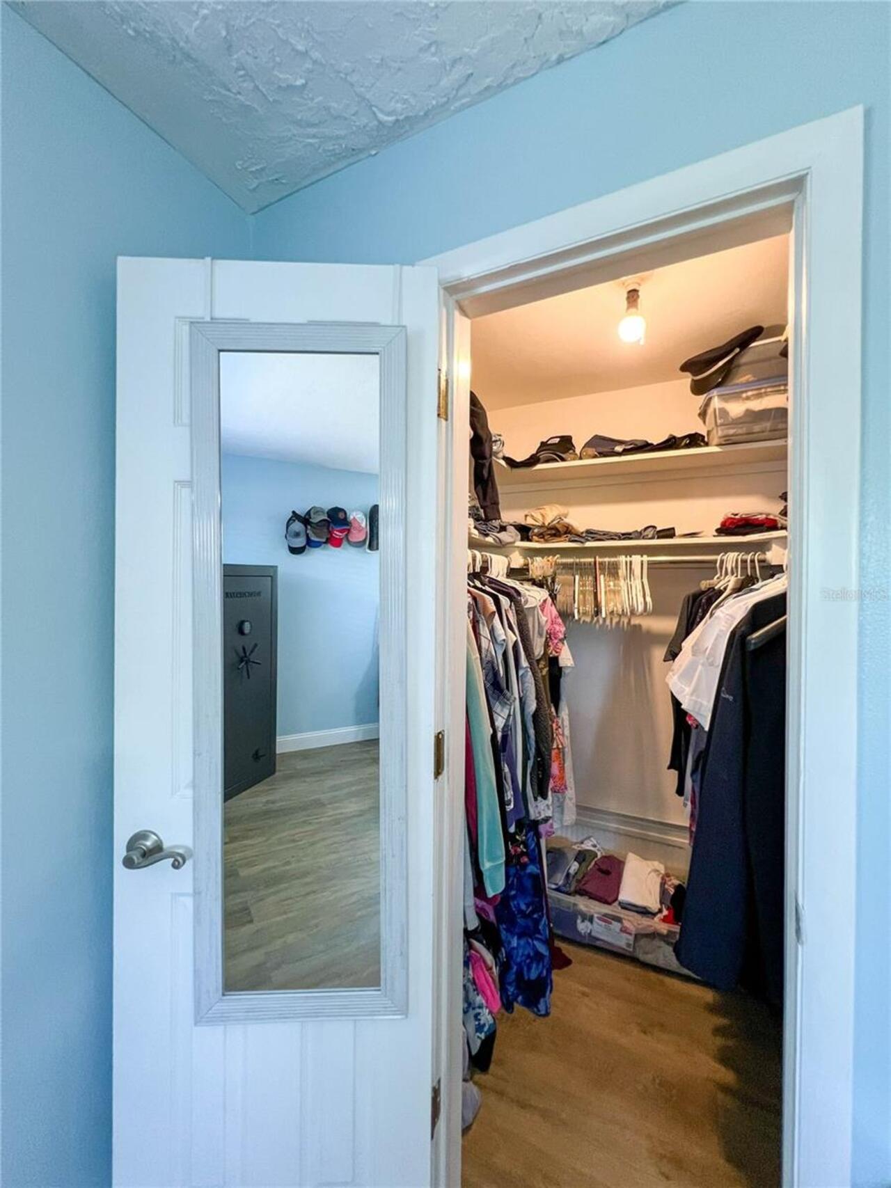 Listing Photo 20