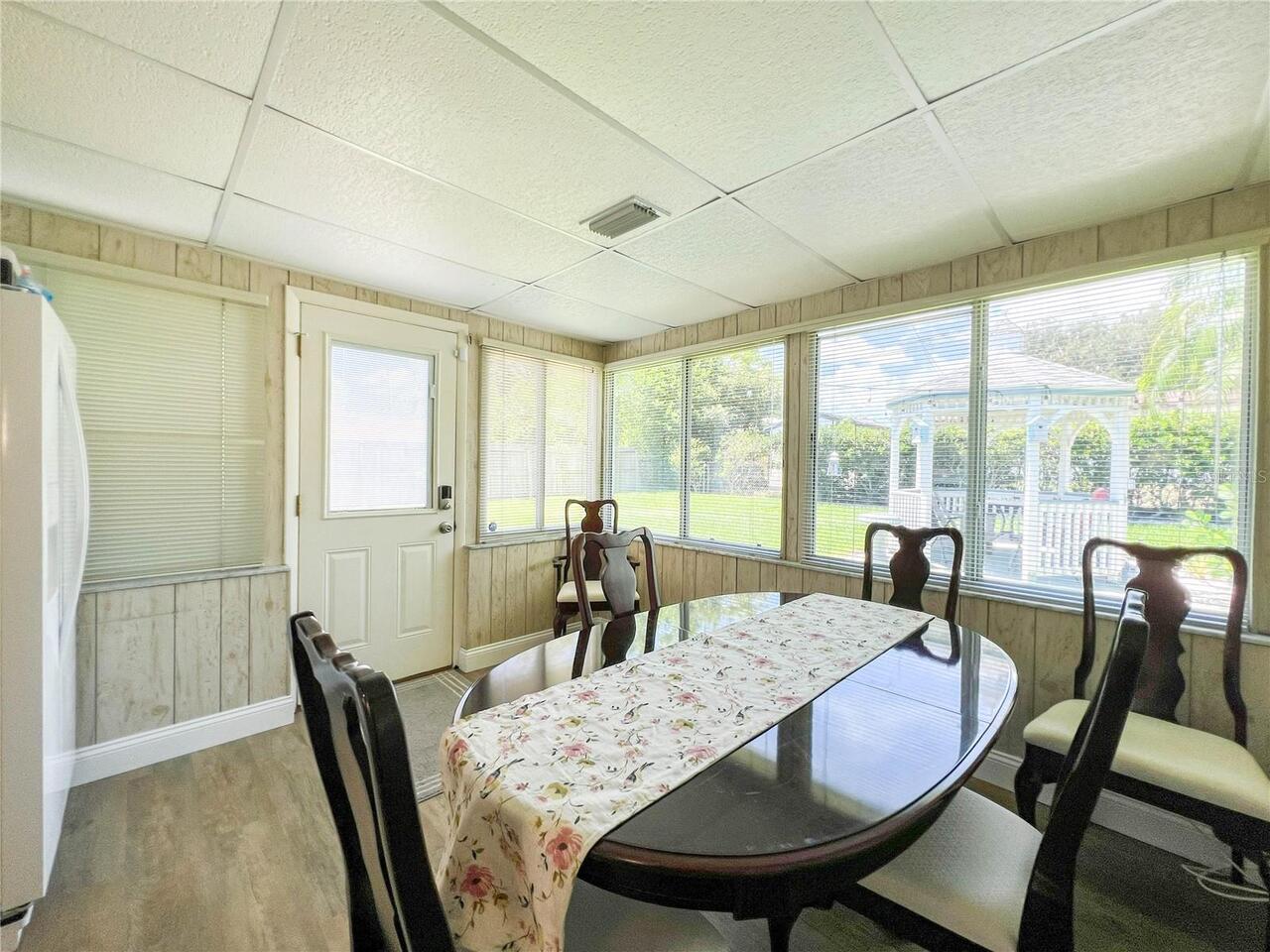 Listing Photo 24