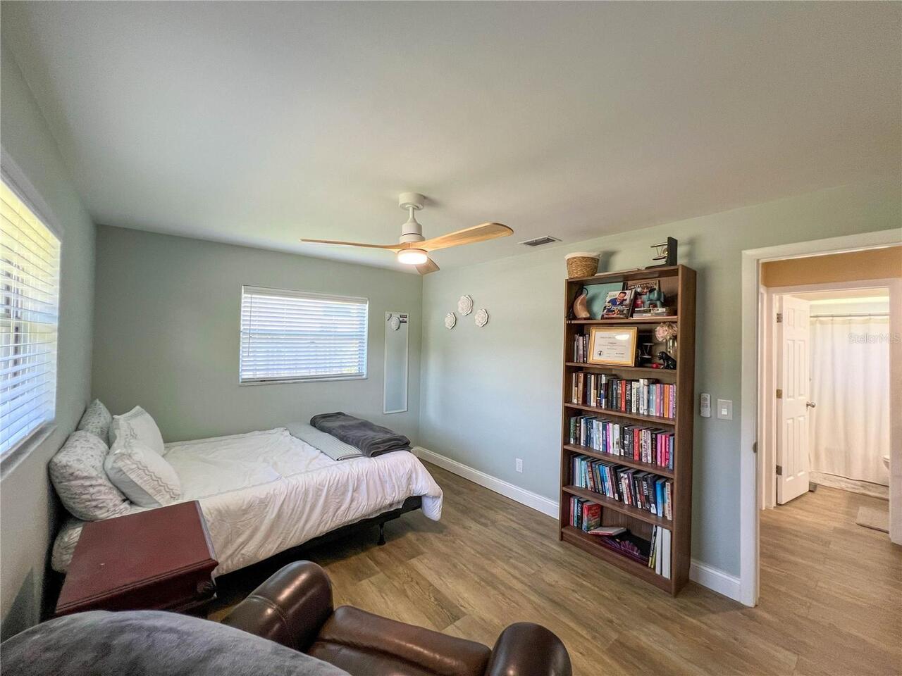 Listing Photo 28