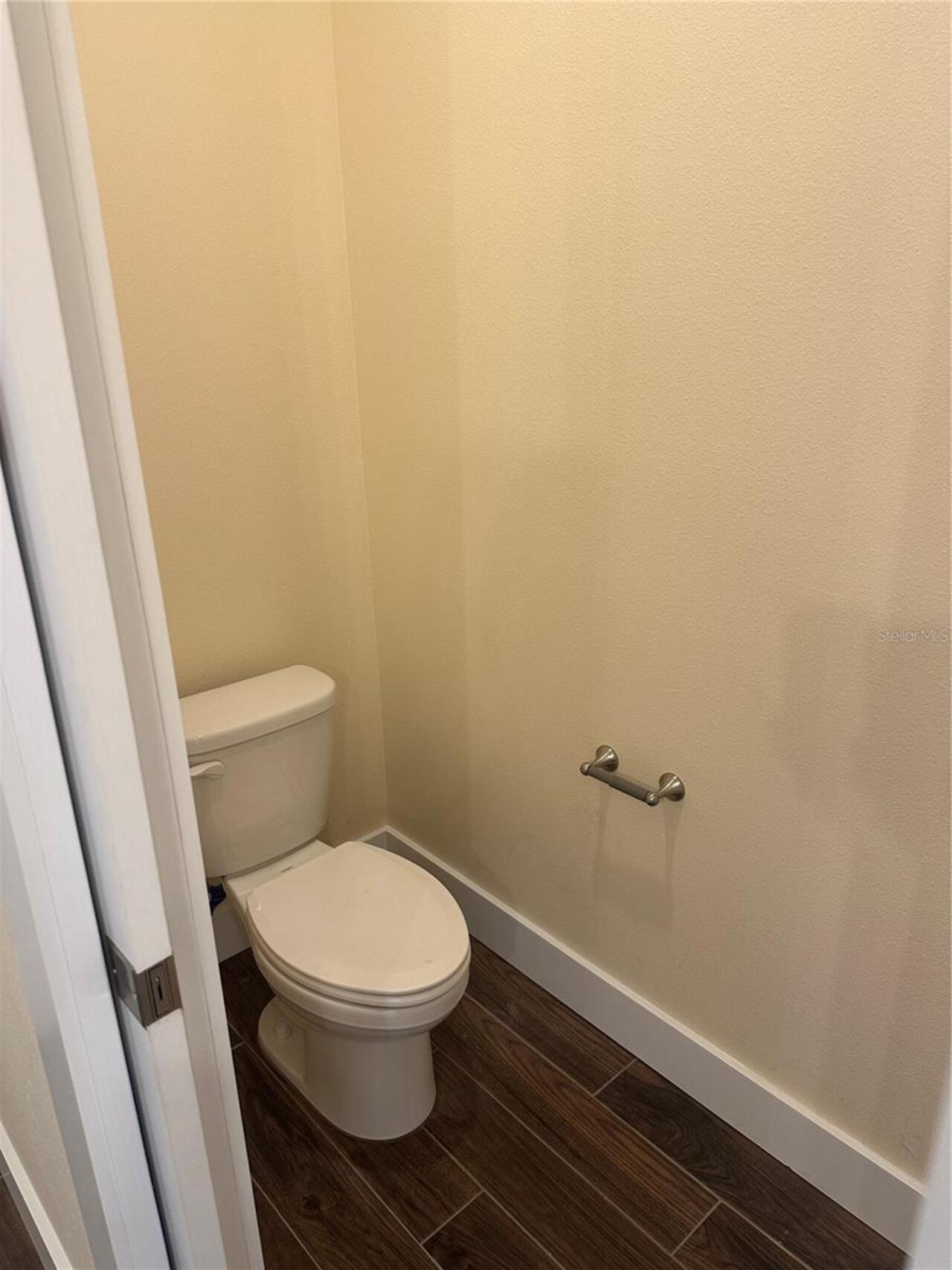 Listing Photo 10